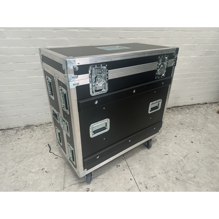 Yamaha DM7 Flightcase With Dogbox And Castors